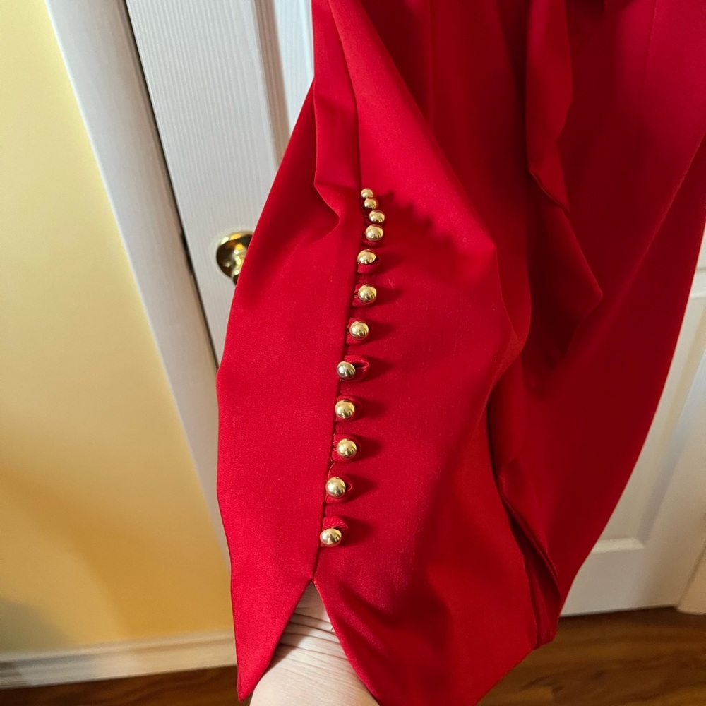 Elegant Red Ruffle Dress - Picture 3 of 5